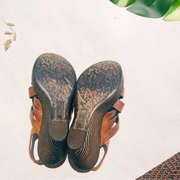 Women’s Born Platform Wedge Brown Leather Sandals 7 - Picture 8 of 10